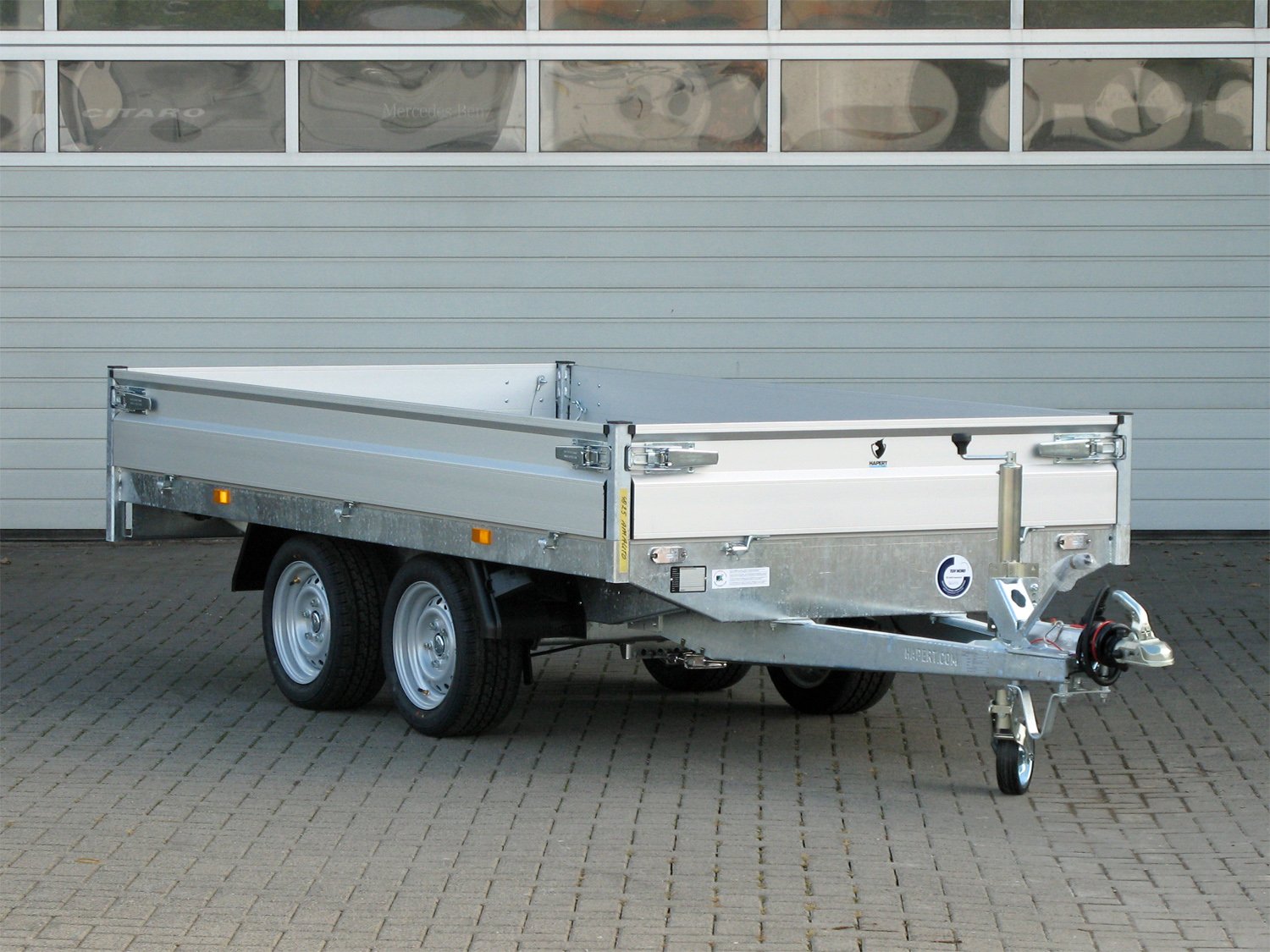 Hapert Azure H-2 – 3000 – 3350 x 1600 Multi Niedriges Fahrwerk – Auffahrpaket - Image 1